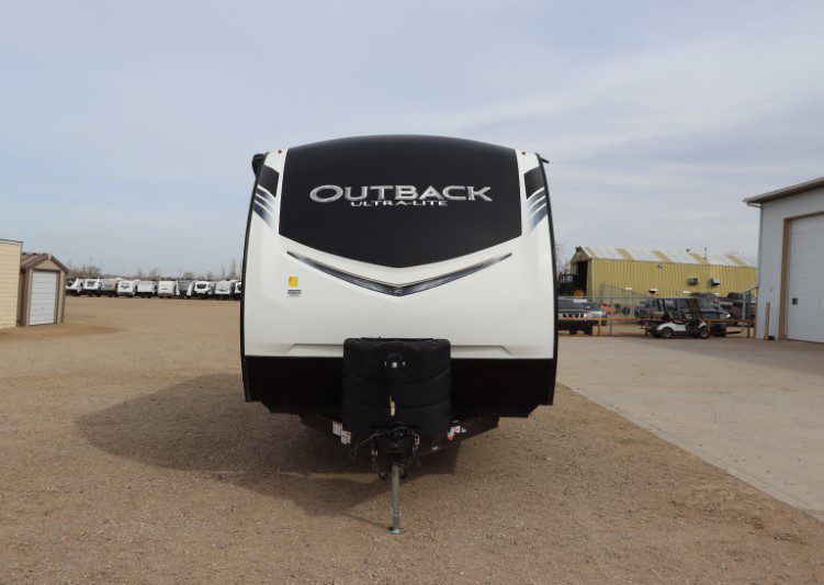 2020-outback-221umd-travel-trailer-regina-weyburn-watrous-01