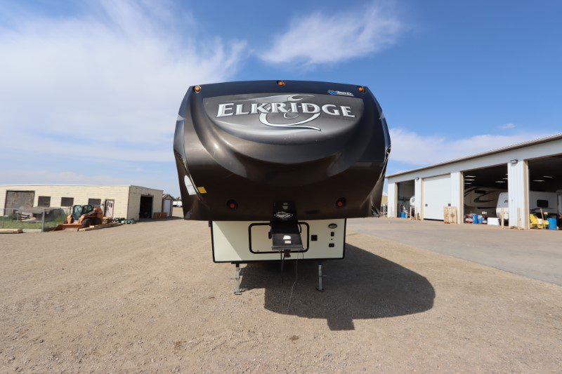 2015-elkridge-e30-r269a-fifth-wheel-regina-weyburn-watrous-01